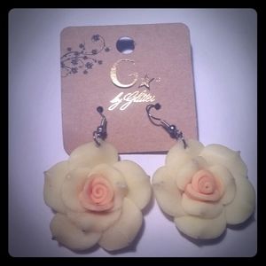 Floral yellow earrings